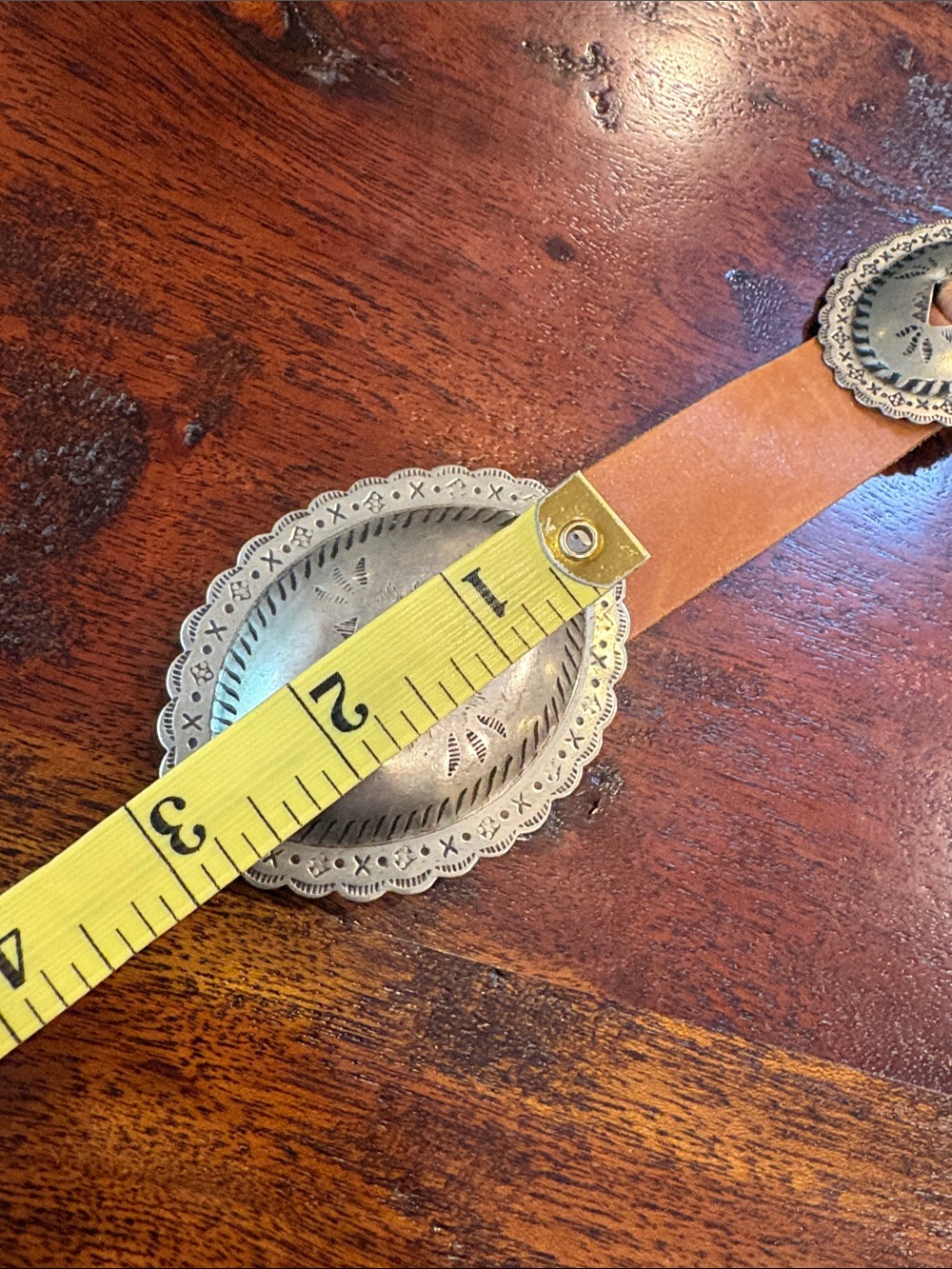 Vintage Brown Leather Skinny Concho Belt size Small - Picture 9 of 10